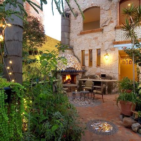 Casa De Las Flores Bed & Breakfast Tlaquepaque Bagian luar foto