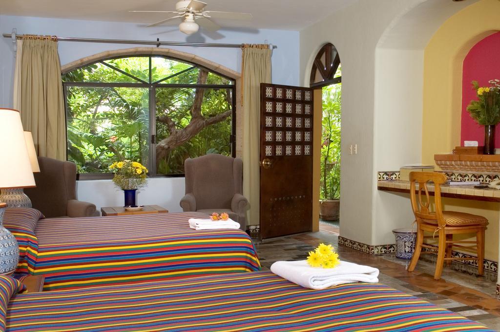 Casa De Las Flores Bed & Breakfast Tlaquepaque Ruang foto
