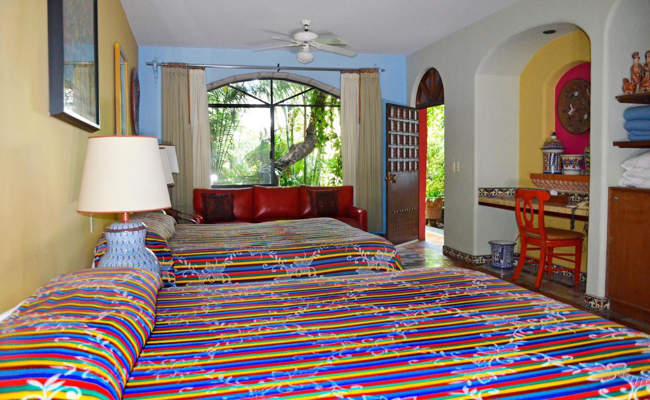 Casa De Las Flores Bed & Breakfast Tlaquepaque Bagian luar foto