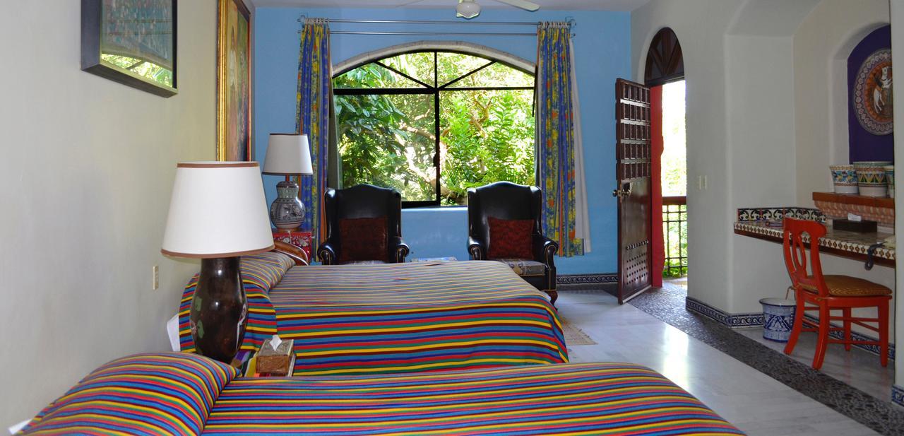 Casa De Las Flores Bed & Breakfast Tlaquepaque Bagian luar foto