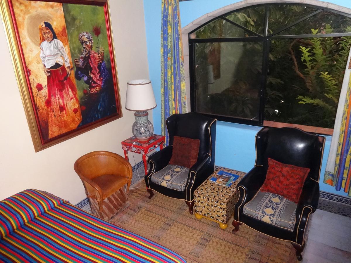 Casa De Las Flores Bed & Breakfast Tlaquepaque Bagian luar foto